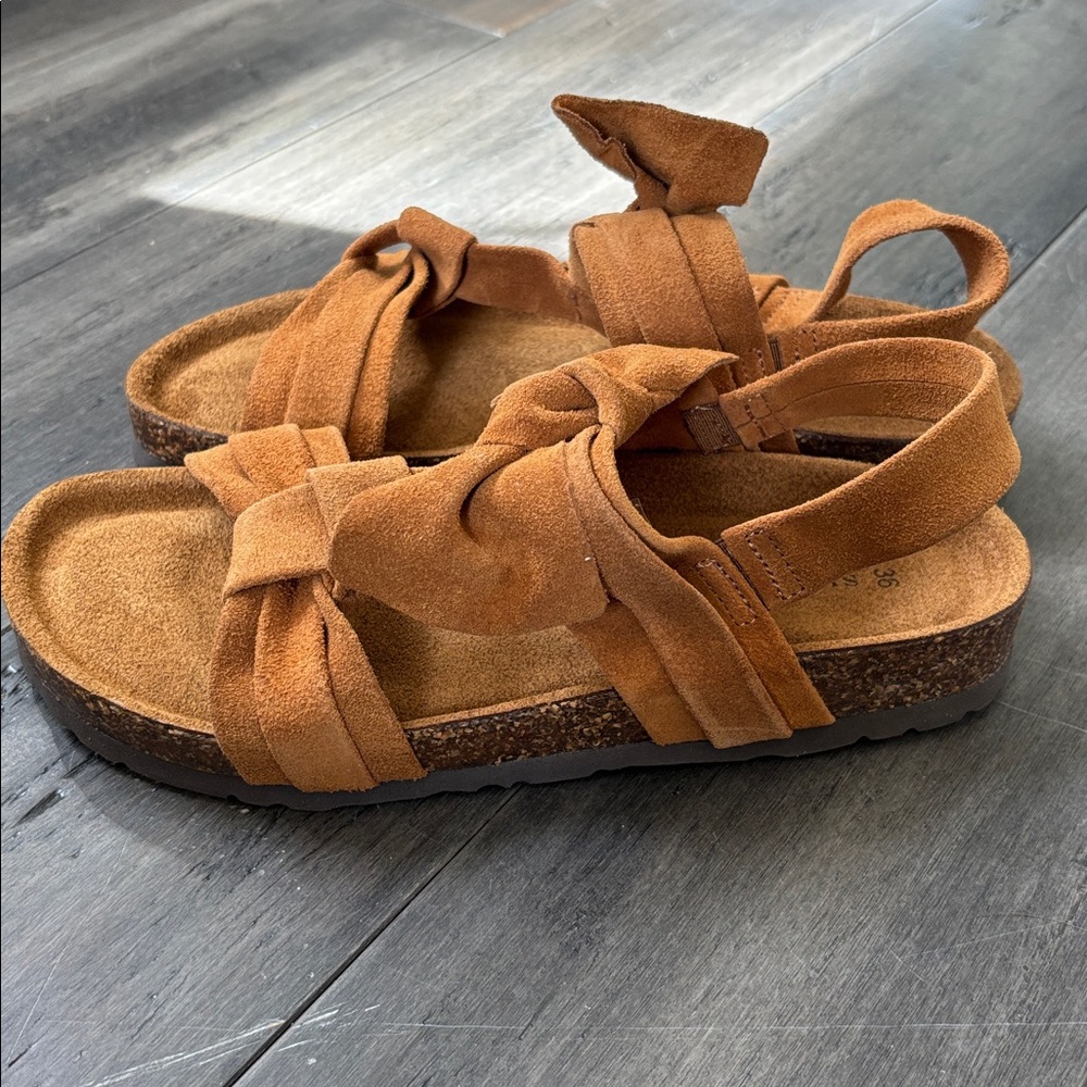 Sundance Tigerlily Sandals NIB 36/6 Cognac Suede